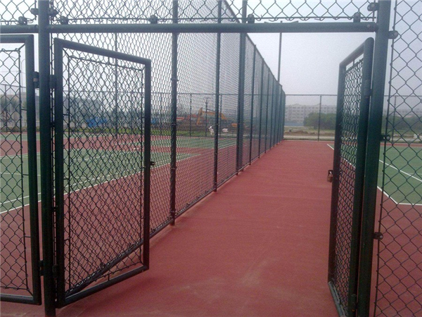 體育場(chǎng)護(hù)欄網(wǎng),河北體育場(chǎng)護(hù)欄網(wǎng)廠家,體育場(chǎng)圍網(wǎng)